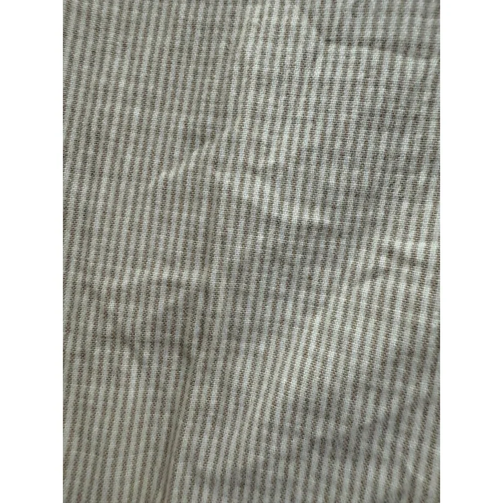 Relativity Shorts Womens Size 12 Petite Tan & White Pin Stripes